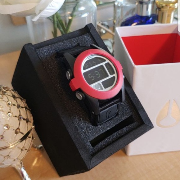 NIXON Baja Black & Red Polycarbonate Men's Watch - Picture 2 of 4